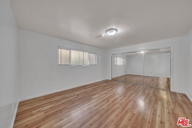Building Photo - 1014 4th St