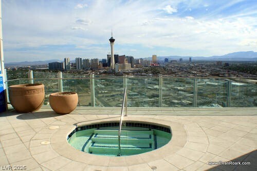 Building Photo - 200 Hoover Ave