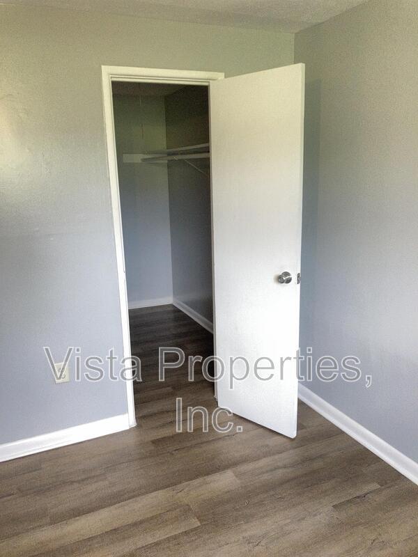 Building Photo - 4903 Saddlebrook Ln
