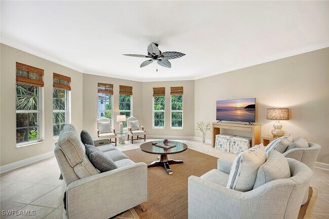 Building Photo - 1004 5th St S