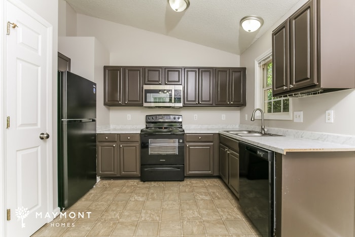 Building Photo - 1215 Liriope Ln
