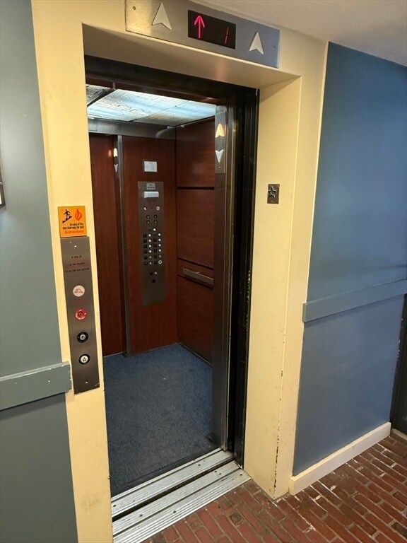 Building Photo - 1643 Cambridge St