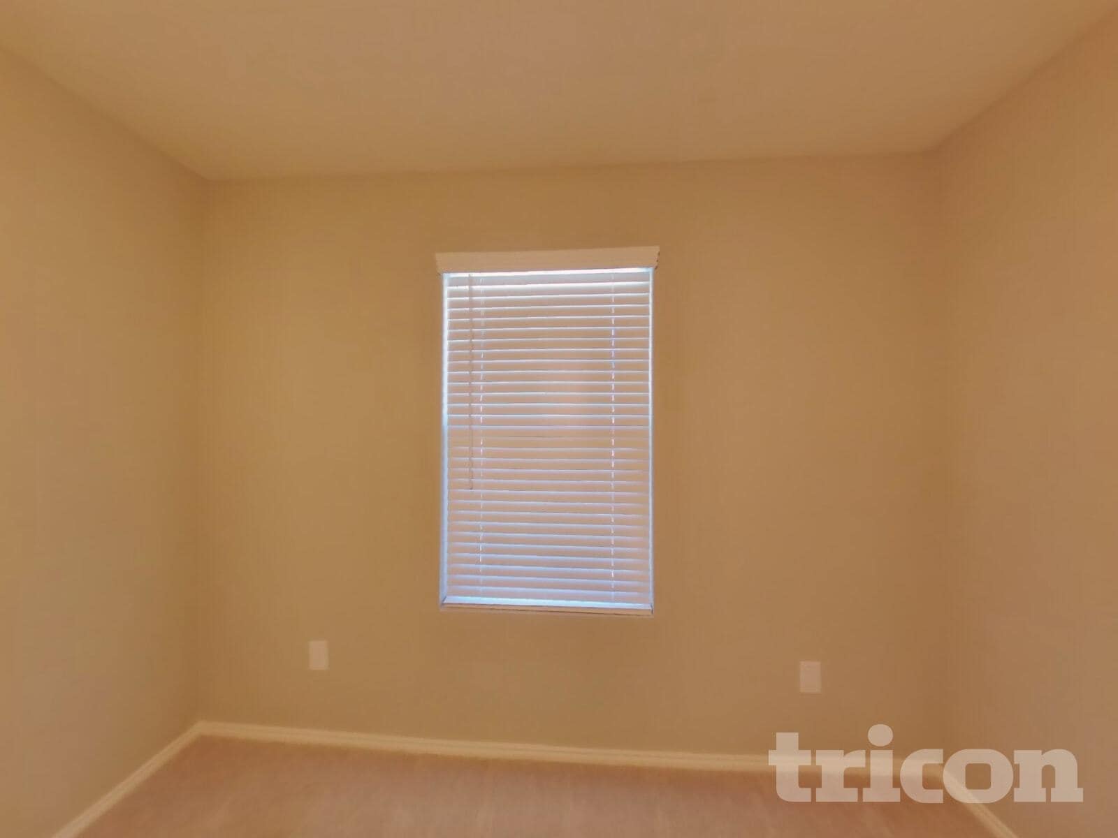 Building Photo - 1717 Claireborne Ct