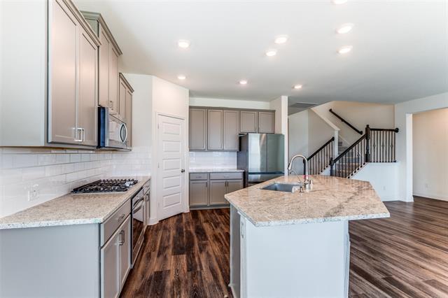 Building Photo - 3740 Highland Bayou Dr