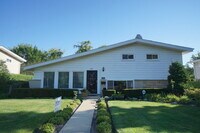 Building Photo - 2924 Virginia Ln