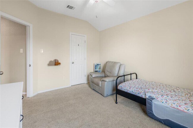 Building Photo - 1009 Rutherford Dr