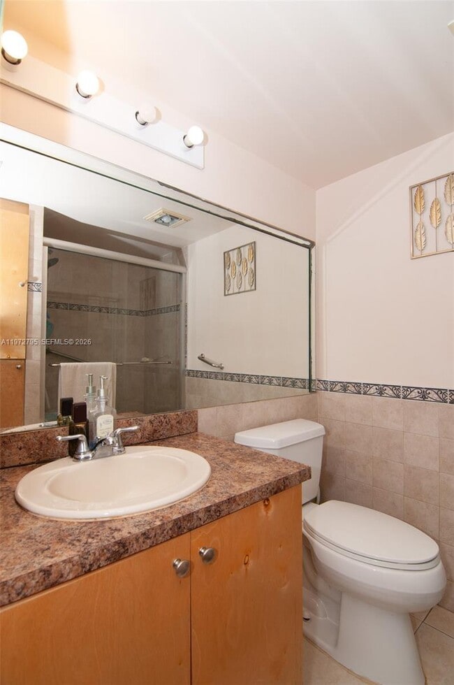 Building Photo - 1351 SW 125th Ave