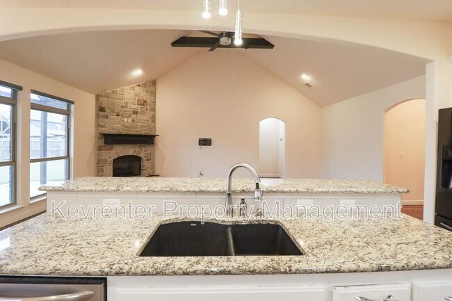 Building Photo - 18618 E 45th St S