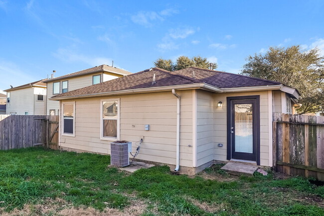 Building Photo - 20746 Desert Shadows Ln