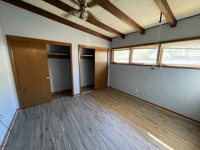 Building Photo - 2918 Peyton Dr