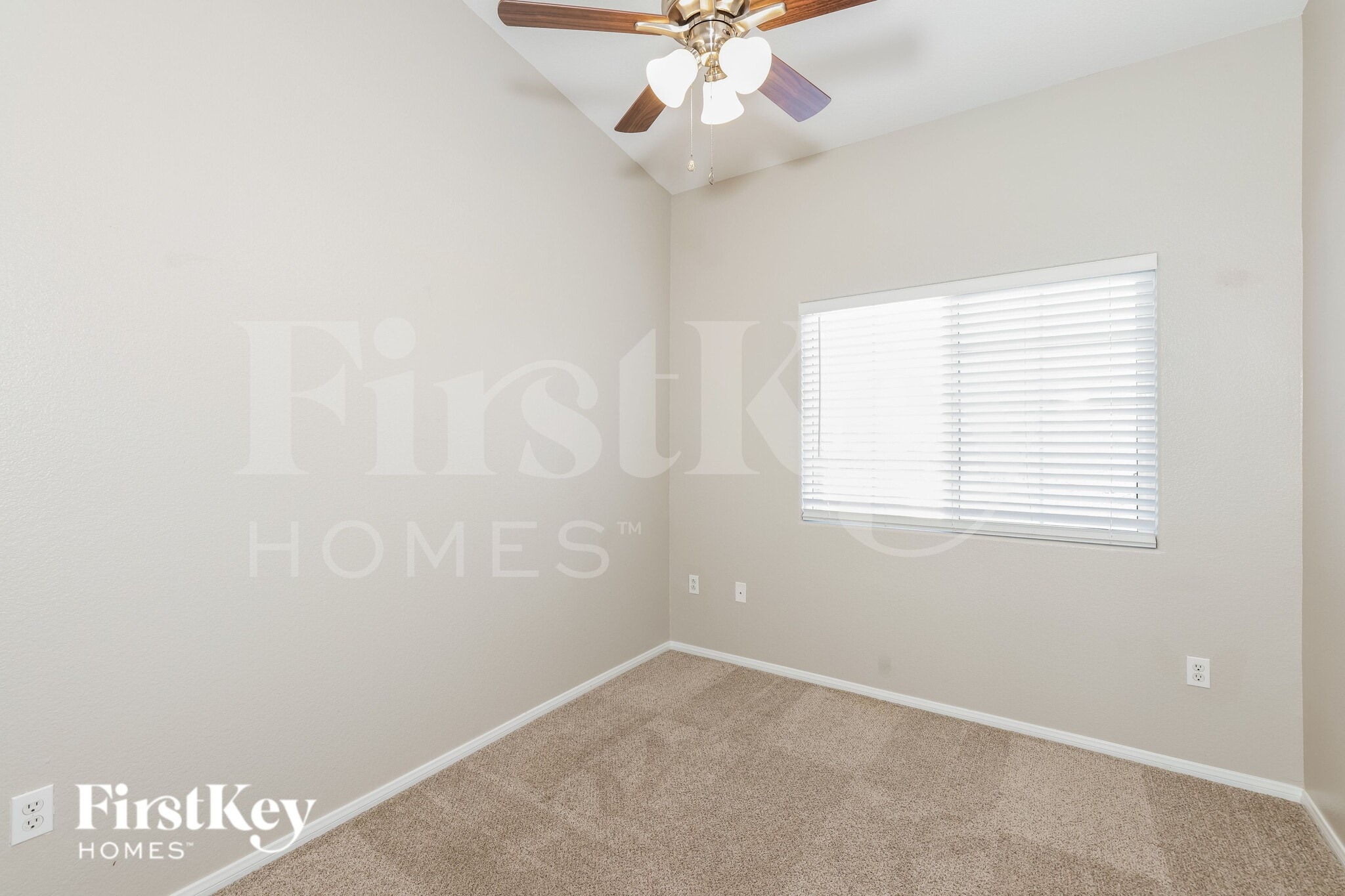 Building Photo - 3185 Strawberry Park Dr