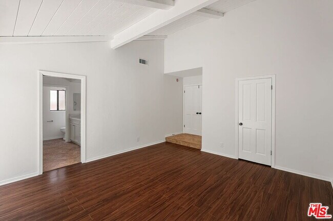 Building Photo - 2952 Bottlebrush Dr
