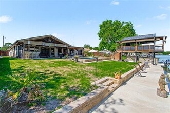 Building Photo - 3801 Quail Run