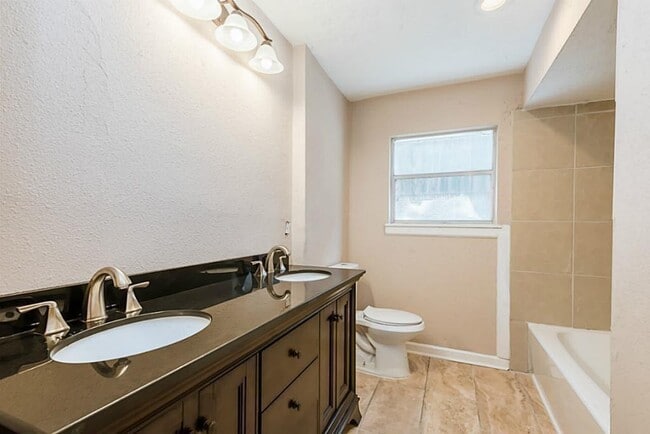 Building Photo - 630 Cherrybark Ln