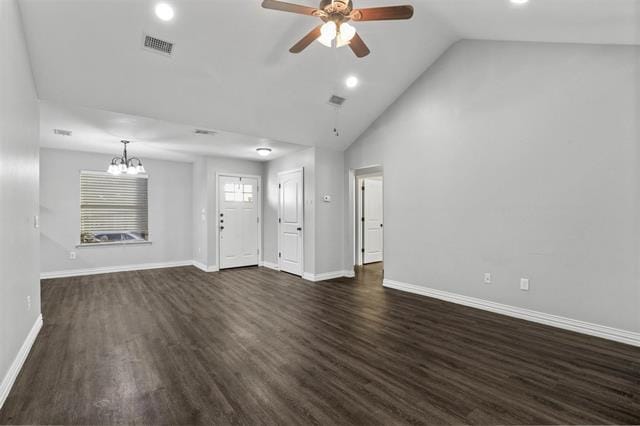 Building Photo - 401 Maple Row