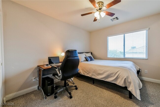 Building Photo - 10852 Fishers Island St