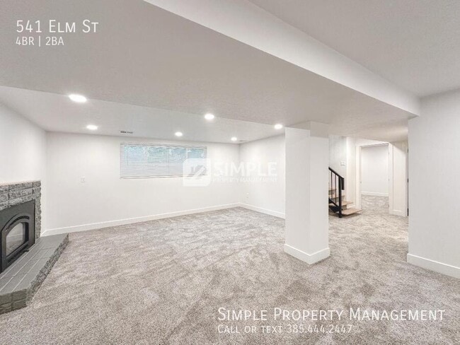 Building Photo - 541 E Elm St