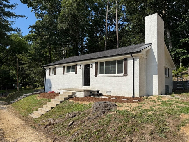 Primary Photo - 33 Roach Hollow Rd