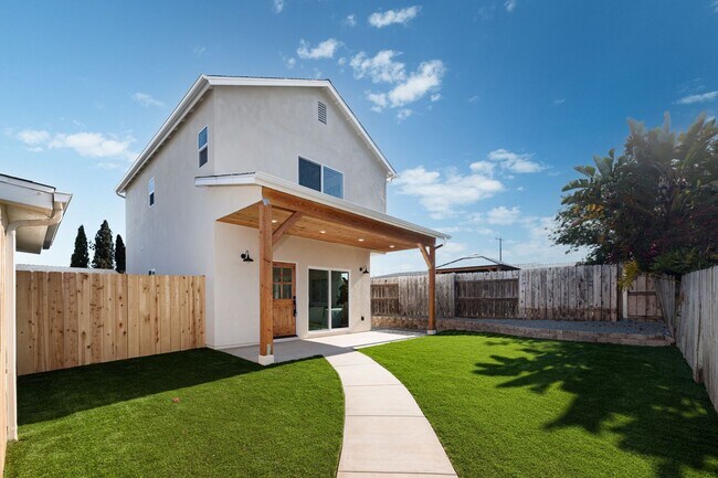 Building Photo - 4626 Derrick Dr