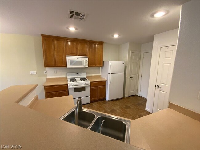 Building Photo - 9272 Weeping Water Ave