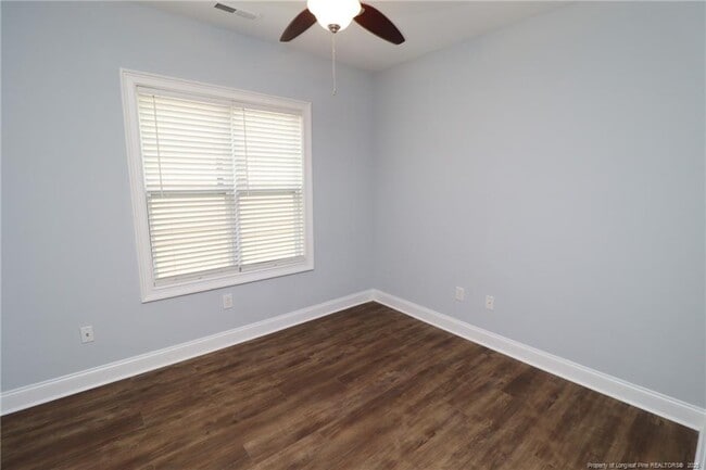 Building Photo - 5013 Sunny Creek Ln