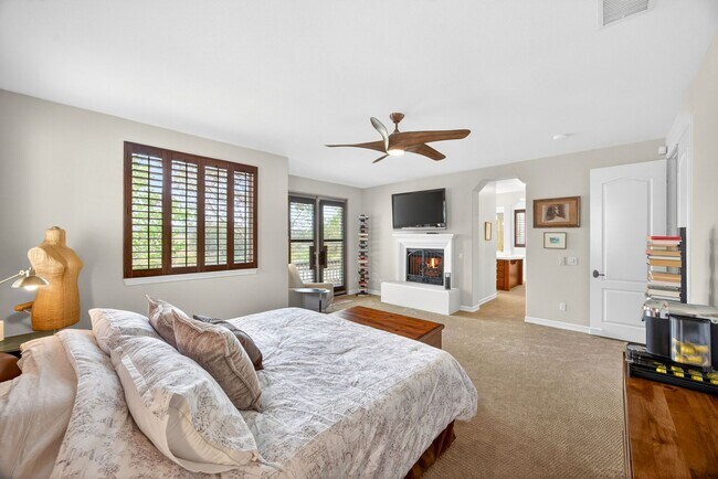 Building Photo - Elegant Summer Rental in Carmel Valley | Fully Furnished