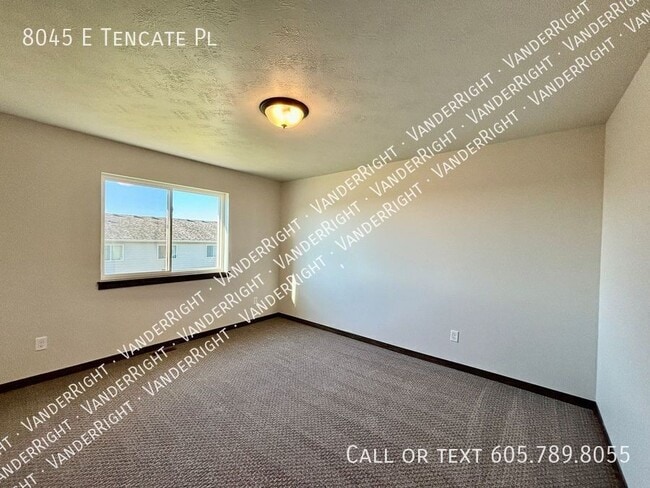 Building Photo - 8045 E Tencate Pl