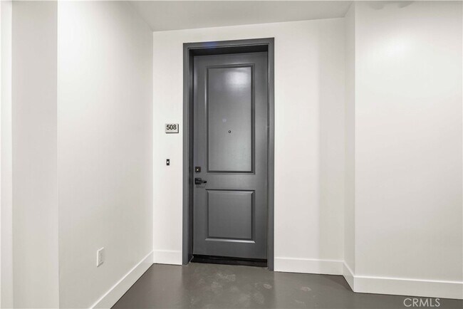 Building Photo - 11714 Archwood St
