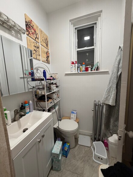 Building Photo - 38 Hemenway St