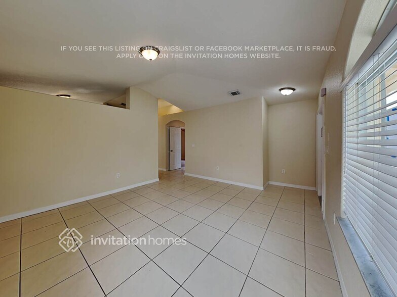 Building Photo - 10088 NW 126th Terrace