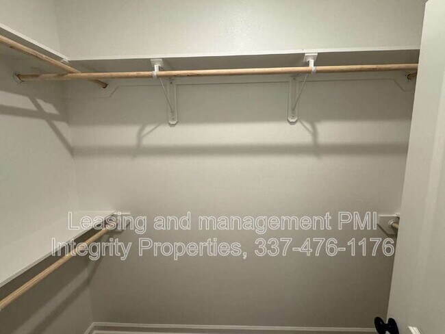 Building Photo - 213 Tatum Ln