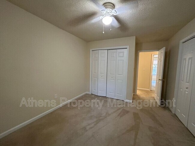 Building Photo - 1804 Cedar Shoals Dr