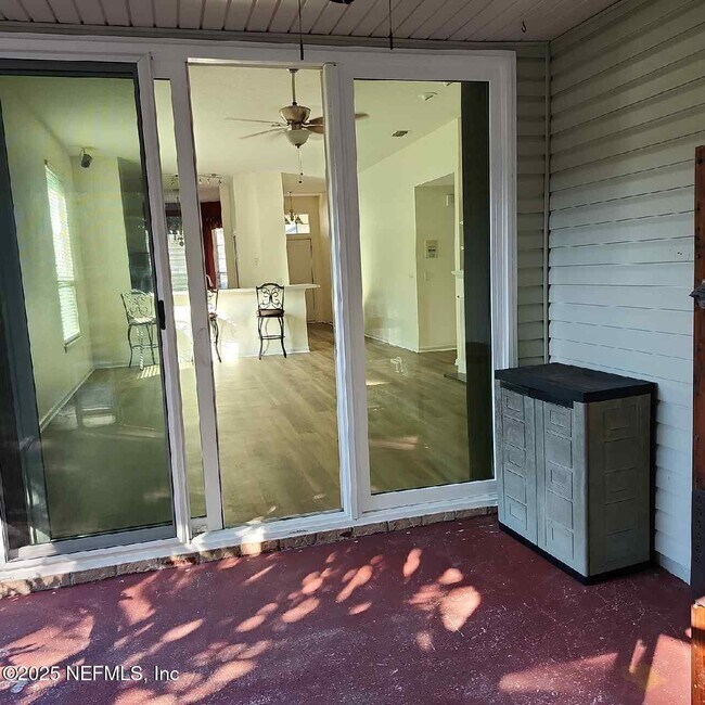 Building Photo - 96203 Ridgewood Cir