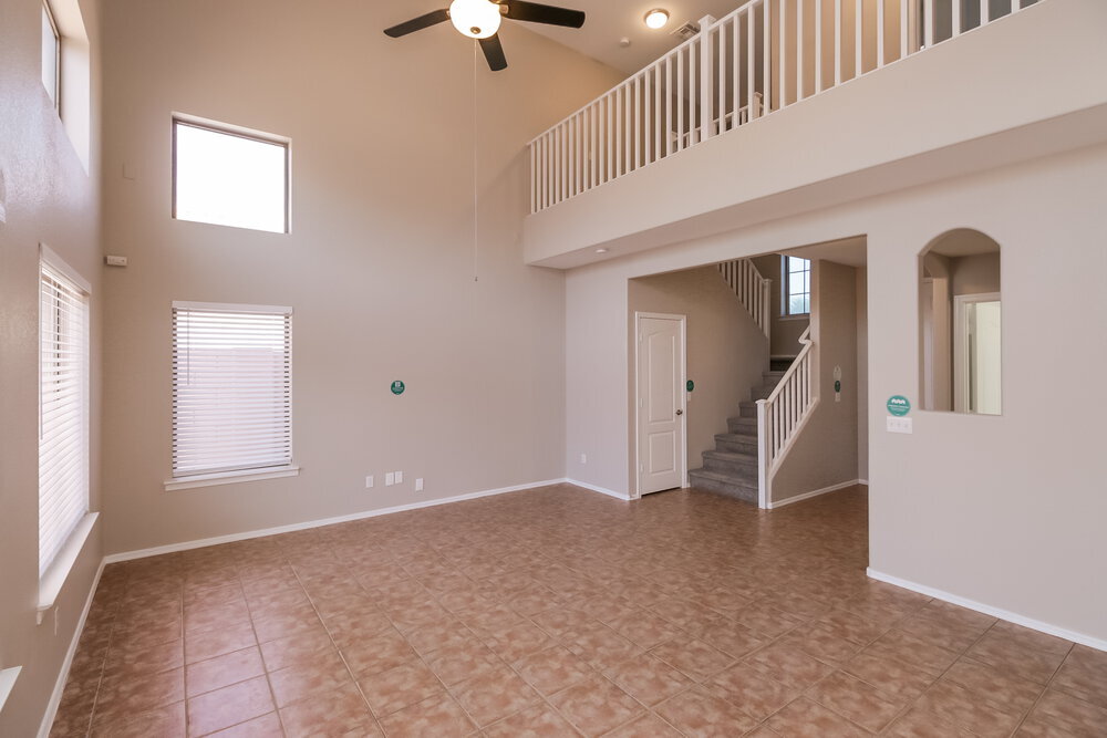 Building Photo - 2581 E Bellerive Dr