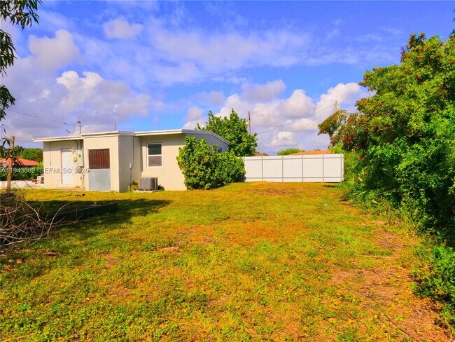 Building Photo - 10450 SW 182nd St