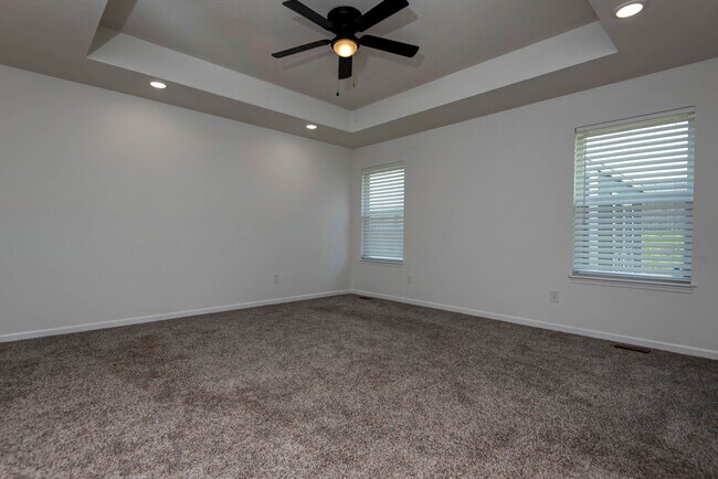 Building Photo - 2013 South St