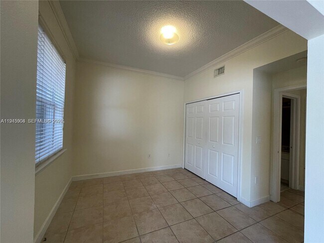 Building Photo - 10159 NW 43rd Ter