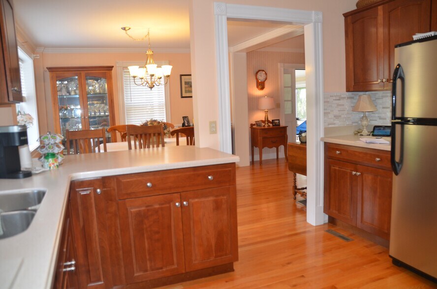 Building Photo - 35 Heartbreak Rd