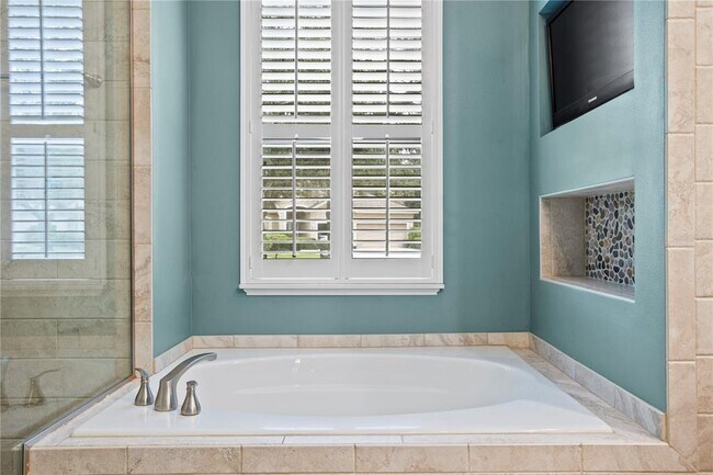 Building Photo - 1393 Stanfield Cove