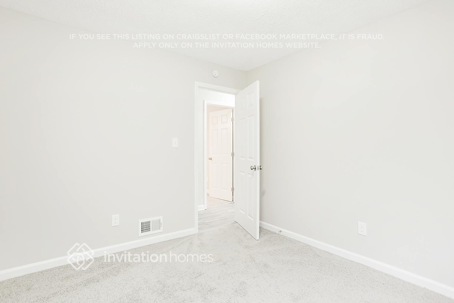 Building Photo - 3442 Mustang Dr
