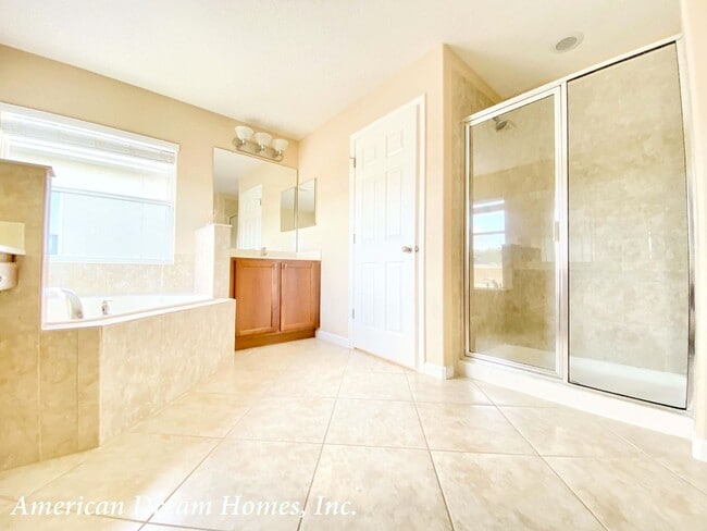 Building Photo - 10973 Willow Ridge Loop