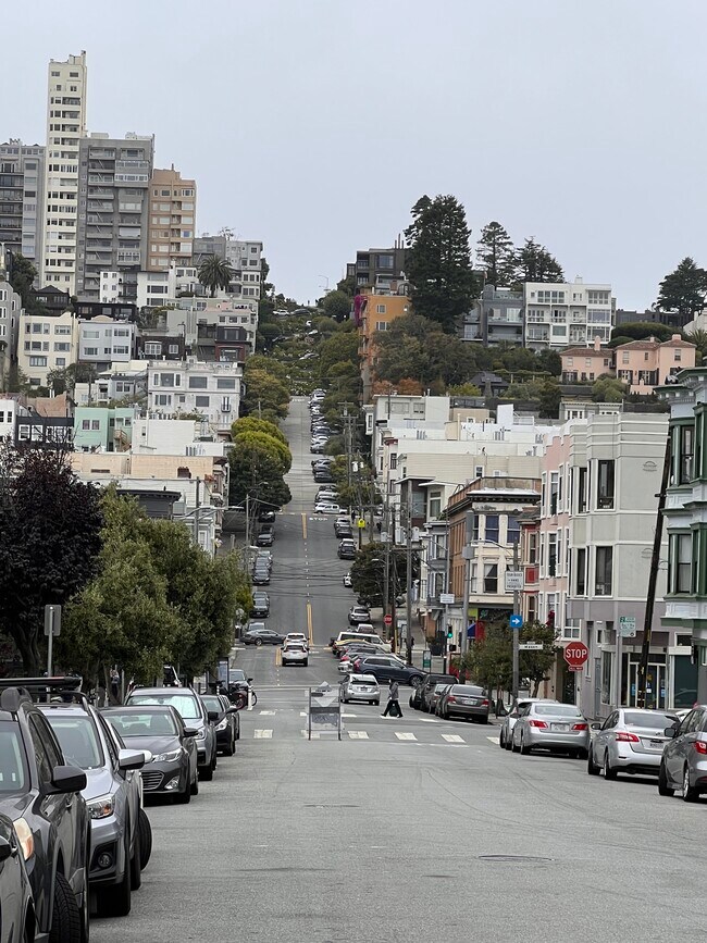 Building Photo - 445 Chestnut St