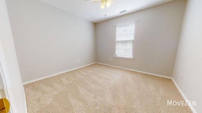 Building Photo - 6032 Saybrooke Dr