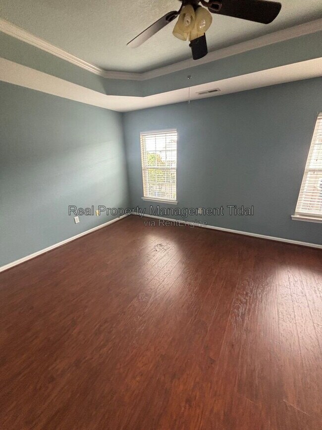 Building Photo - 257 Carnelian St