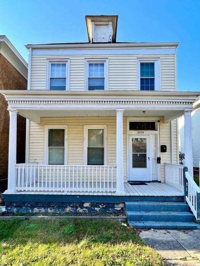 Building Photo - 3208 Carolina Ave