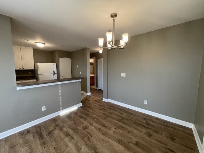 Building Photo - Spotless RANCH 2 Bed, 2 Bath Condo With 1 ...