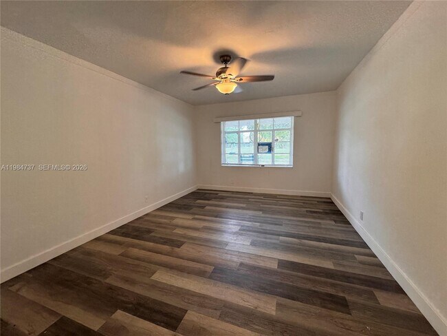 Building Photo - 1711 Fillmore St