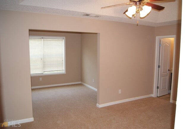 Building Photo - 848 Commerce Blvd