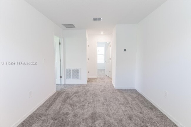 Building Photo - 934 Cattleman St