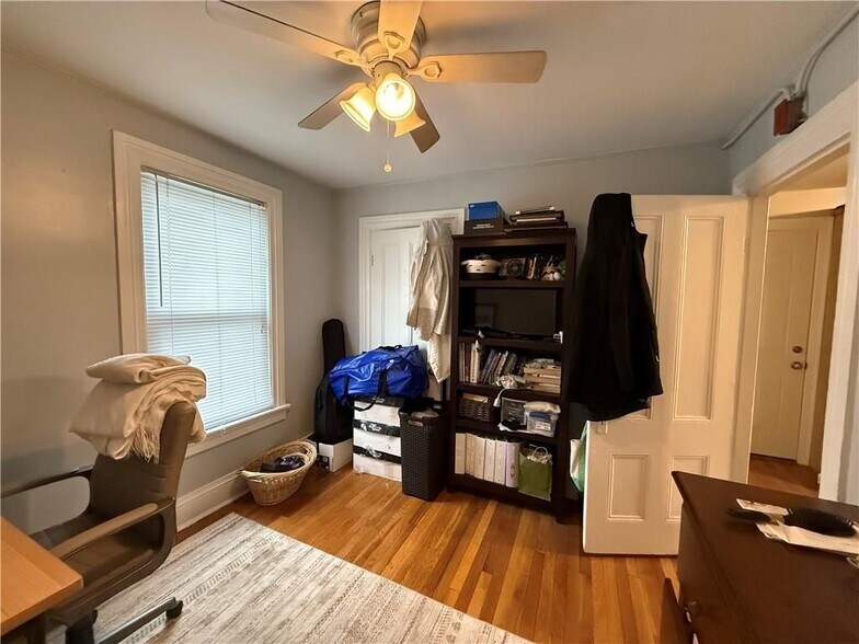 Building Photo - 251 High St